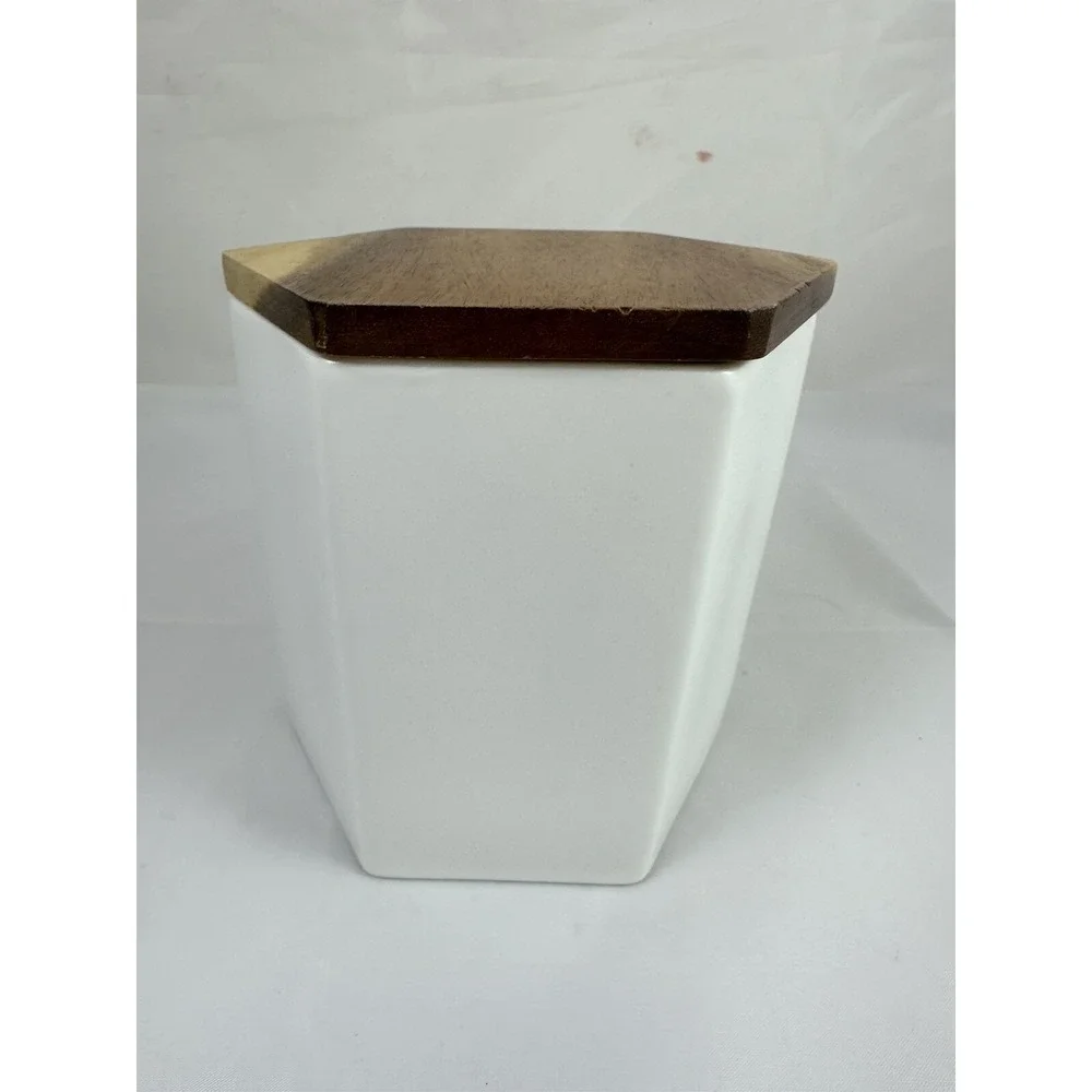 TEAVANA White Hexagon Porcelain Tea Kitchen Storage Canister 6 oz Wooden Lid
